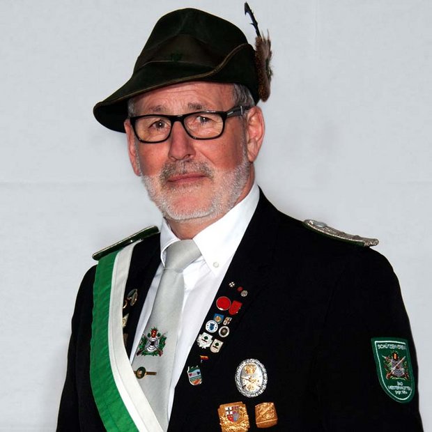 Ehrenhauptmann Günther Köthemann